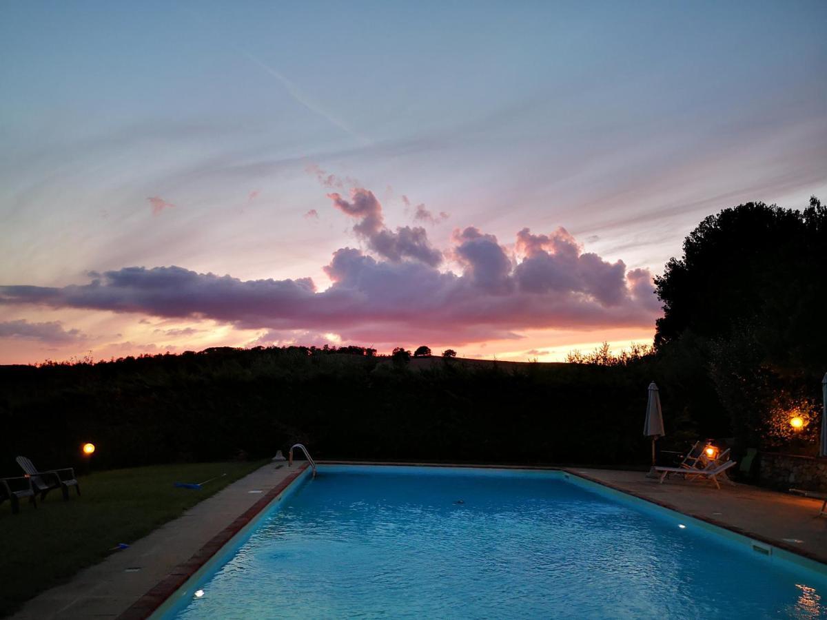 Agriturismo Grecinella 카솔레 델사 외부 사진