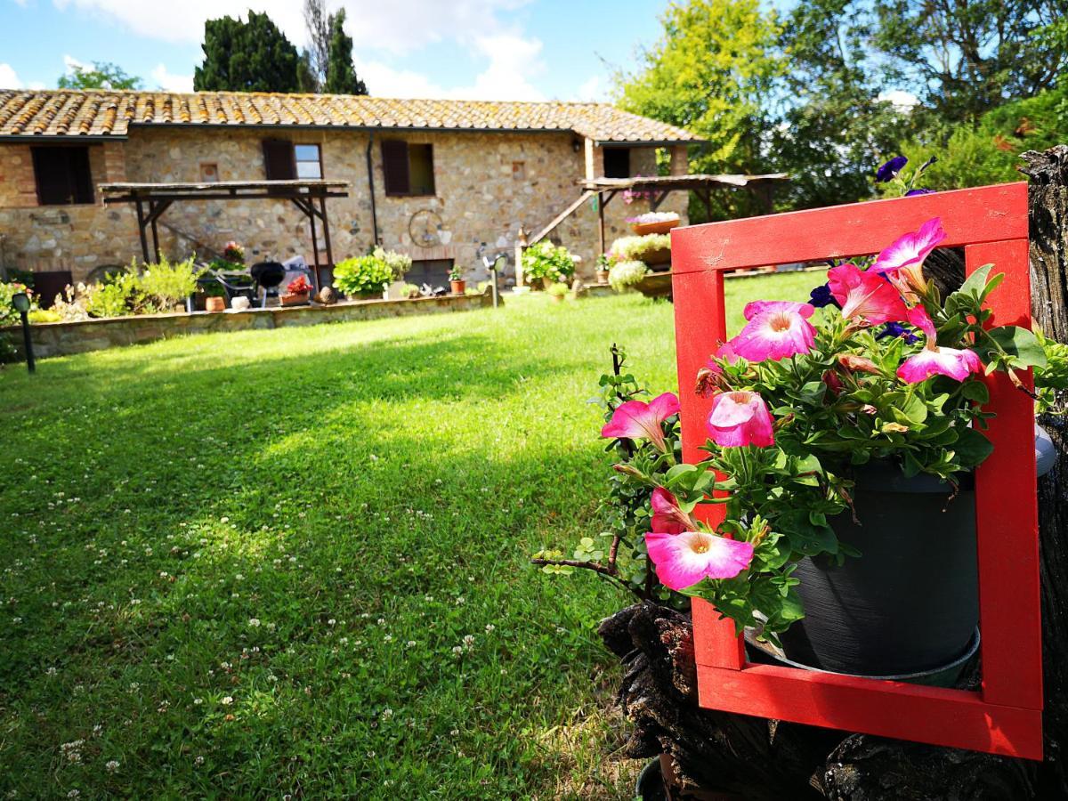 Agriturismo Grecinella 카솔레 델사 외부 사진